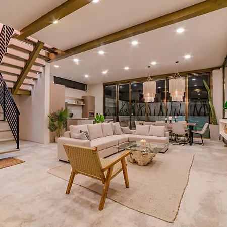 Villa Tulipan Modern 4 Bedroom 4 Bathroom And Private Pool-3